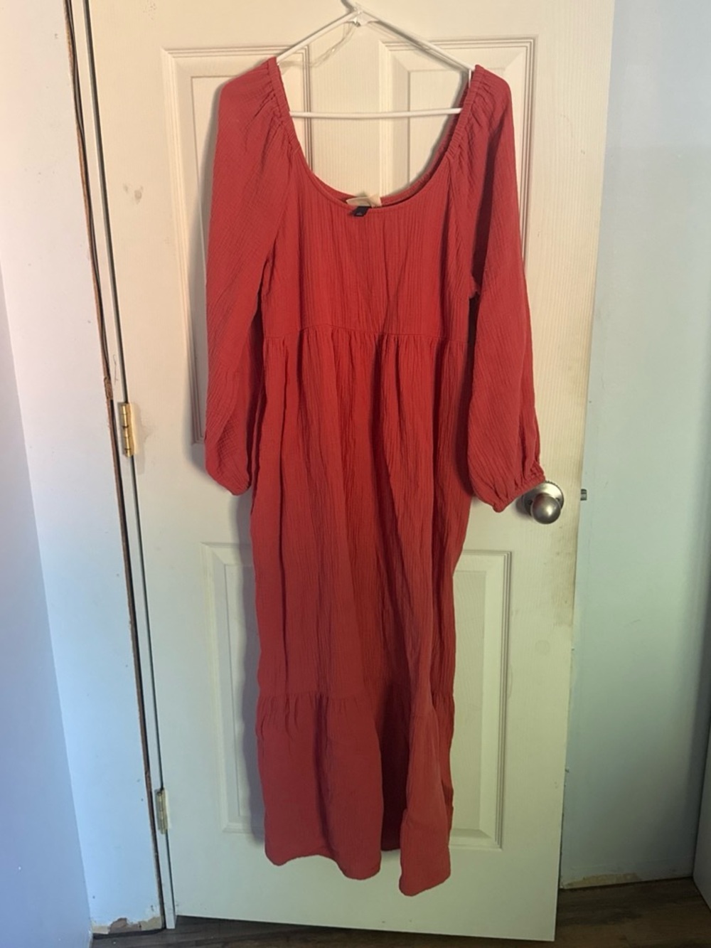 Universal Thread Coral Tiered Midi Dress with Scoop Neck